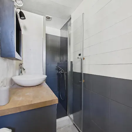 Hébergement de vacances Maison 6 Pers, Piscine&jardin, à Pied *
