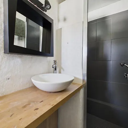 Hébergement de vacances Maison 6 Pers, Piscine&jardin, à Pied